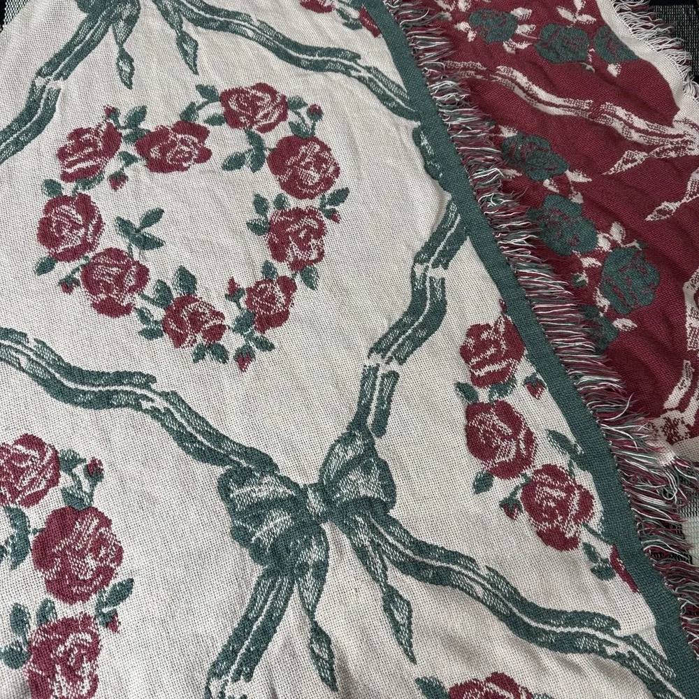 Woven Tapestry‎ With Hearts,Bows & Roses Throw Blanket Cottagecore Vintage 64x45